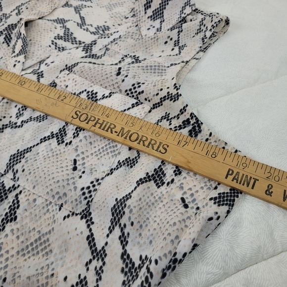 Express Portofino snakeskin ivory pale pink sleeveless collar button up shirt SP - Picture 7 of 11